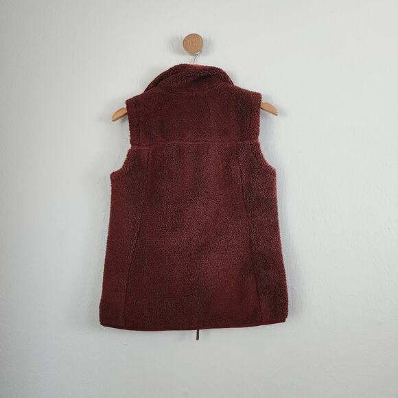 The North Face Campshire Sherpa Fleece Sleeveless Vest Sequoia Red - Picture 6 of 9